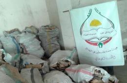 Abroad Palestine Scholars Committee Distributes aids at the Yarmouk Camp.