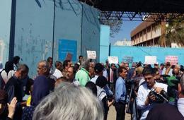The Palestinians of Syria in Lebanon continue their protest against UNRWA Deduction of Services
