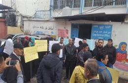 Palestinian-Syrians sit-in in front of UNRWA’s headquarters in the Beddawi and Ain Al-Hilweh refugee camps
