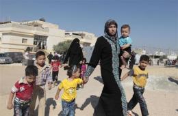 Hundreds Flee in Mass Exodus from Beleaguered Yarmouk Basin