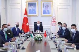 Turkish Interior Minister Pledges to Enhance Situation of Palestinian Refugees