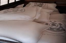 Flour Trafficked in Black Market in Cash-Stripped Jaramana Camp