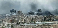 جانب من آثار القصف المكثف الذي يتعرض له مخيم اليرموك يوم 19/ 4/ 2018 