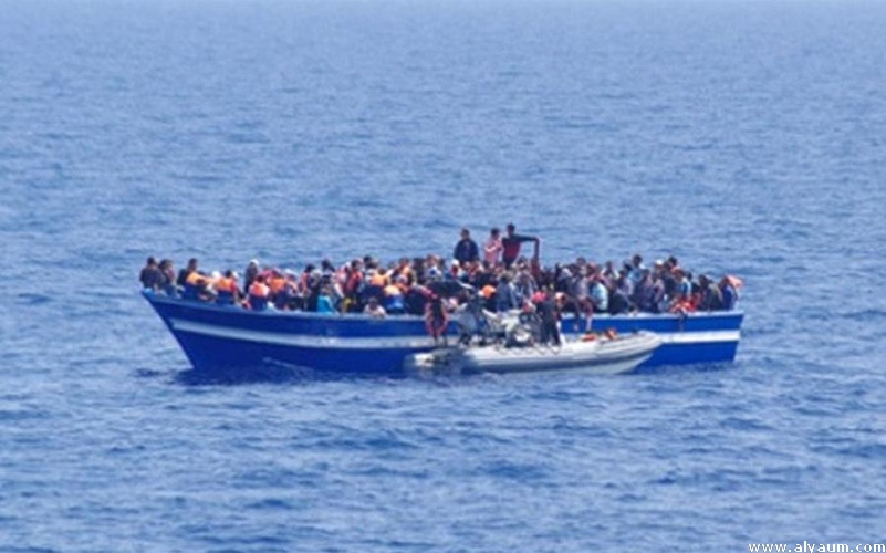 خفر السواحل الإيطالي ينتشل عشر جثث وينقذ حوالي 1000 مهاجر غير شرعي