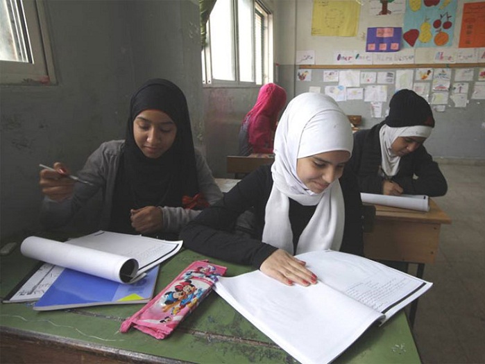 وزارة التربية والتعليم العالي في لبنان ترفض ترشيح الطلاب الفلسطينيين السوريين إلى امتحانات التاسع و الثانوي 