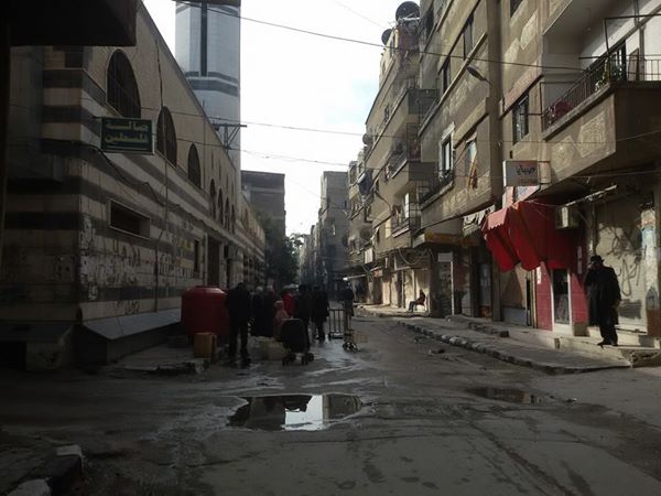 كتائب أكناف بيت المقدس تعيد السيطرة على بعض المحاور التي دخلتها داعش في مخيم اليرموك 