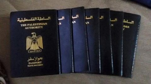 السفارة الفلسطينية توزع دفعة من "جوازات السلطة" على فلسطينيي سورية في كلس التركية