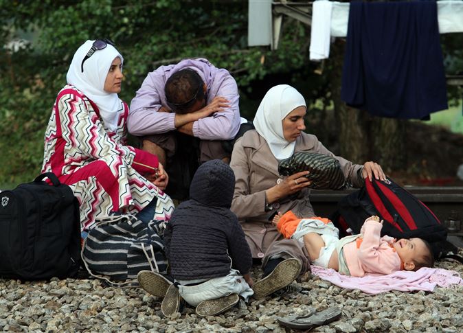 اللاجئون الفلسطينيون والسوريون في جزيرة كيوس اليونانية يوجهون رسالة للمنظمات الإنسانية والدولية