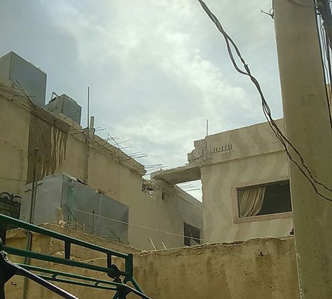 قصف يستهدف مستوصف مخيم خان الشيح يودي بحياة طفل رضيع ويوقع عدد من الجرحى  