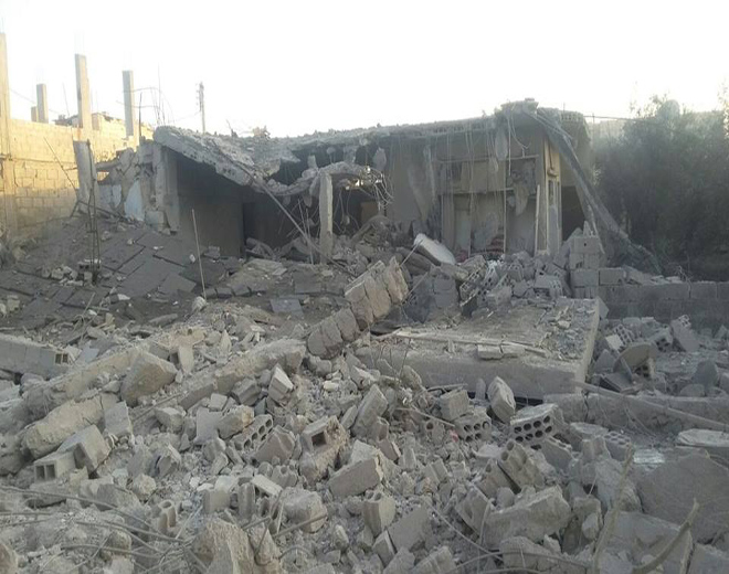 قصف جوي على المحيط الشرقي والغربي لمخيم خان الشيح يودي بحياة عائلة مهجرة وإصابة عدد من المدنيين