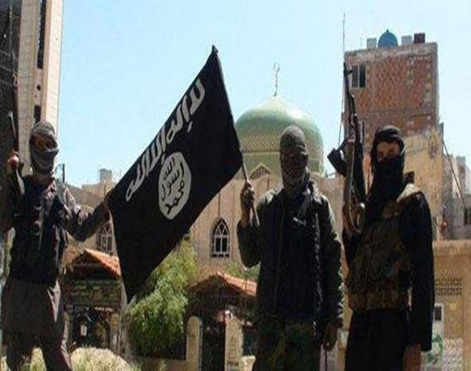 داعش يستعد لمعركة الحسم مع النصرة في اليرموك ويطالب المدنيين إخلاء منطقة الريجة 
