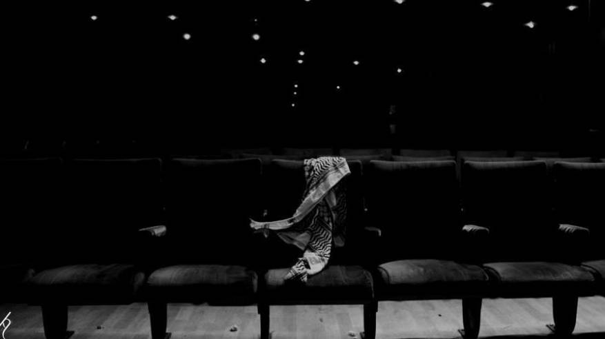 جامعة كورنيل الأمريكية تستضيف "مخيم اليرموك" والكاتبة الفلسطينية السورية "راما حيدر" في مسرحها