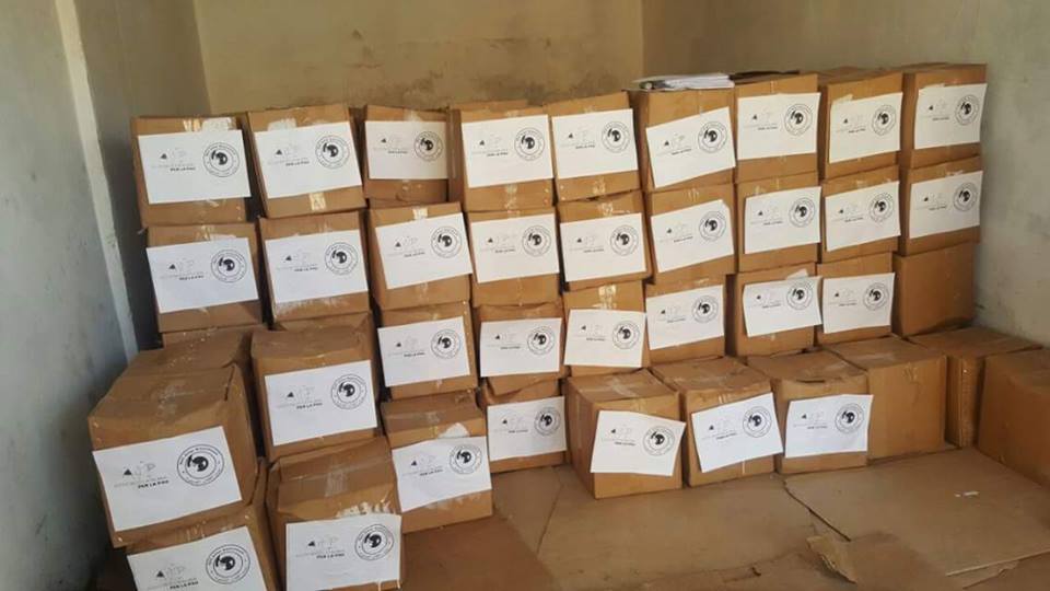  توزيع بعض المساعدات على العائلات الفلسطينية السورية في بعلبك والبرج الشمالي