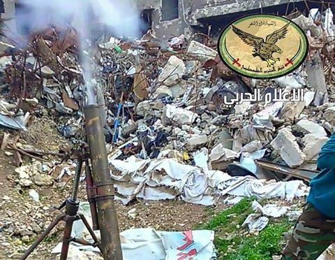 قصف واشتباكات عنيفة في مخيم اليرموك المحاصر 