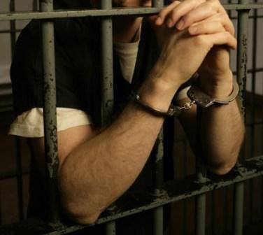 "تجارة المعتقلين" طريقة إضافية لابتزاز أهالي المعتقلين الفلسطينيين في سجون النظام السوري