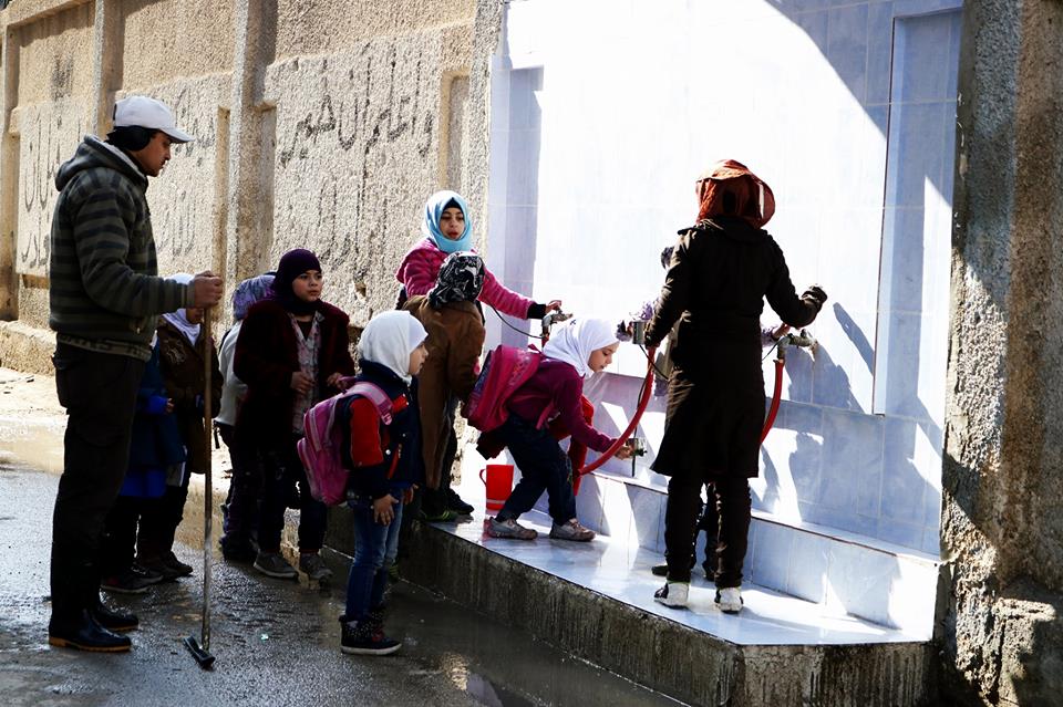 تحذيرات من انتشار الأمراض بسبب المياه الملوثة جنوب دمشق