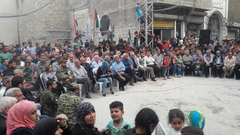 أهالي مخيم النيرب يتضامنون مع الأسرى الفلسطينيين في سجون الاحتلال