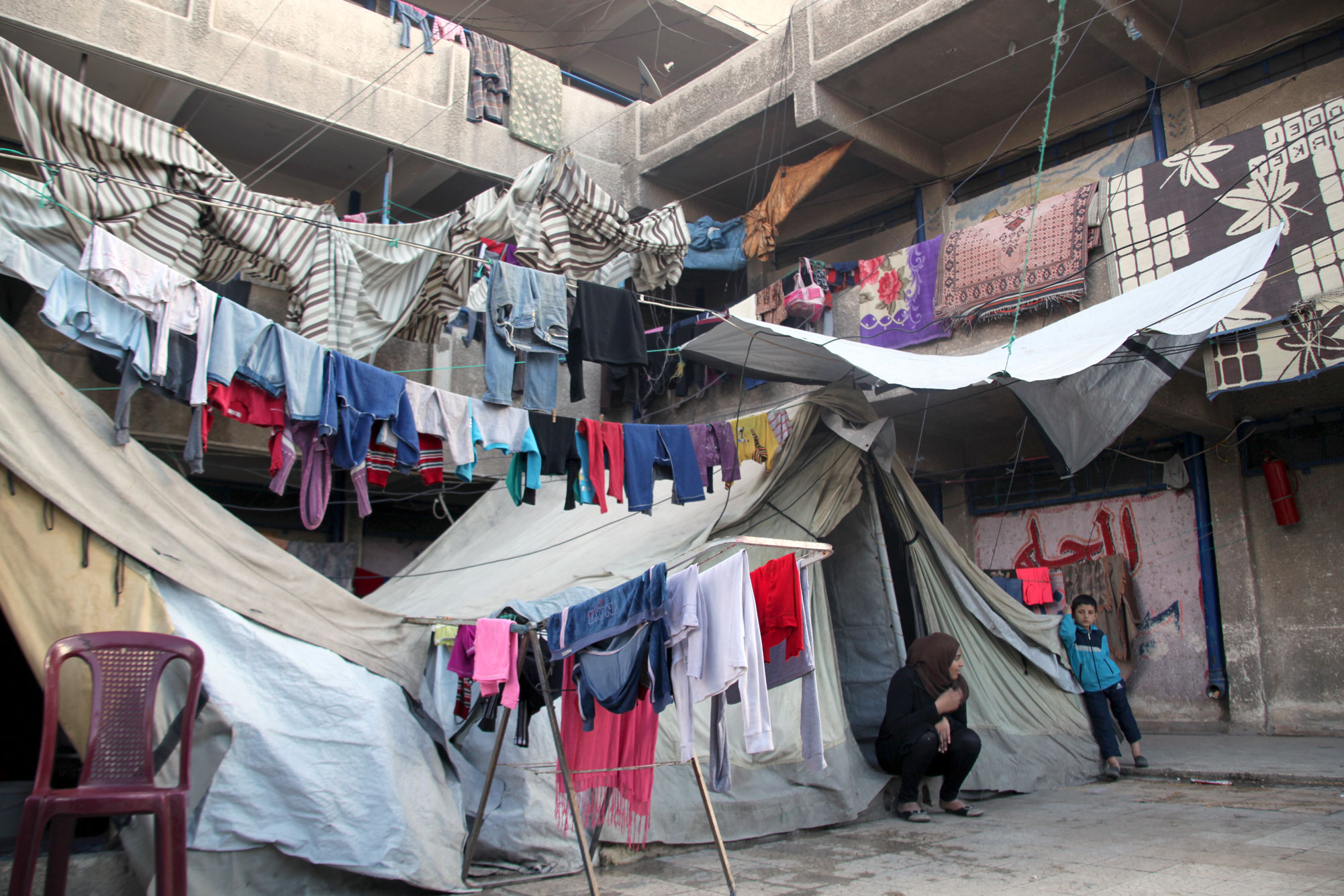 الأونروا: 254,000 لاجئ فلسطيني نازحين في سورية
