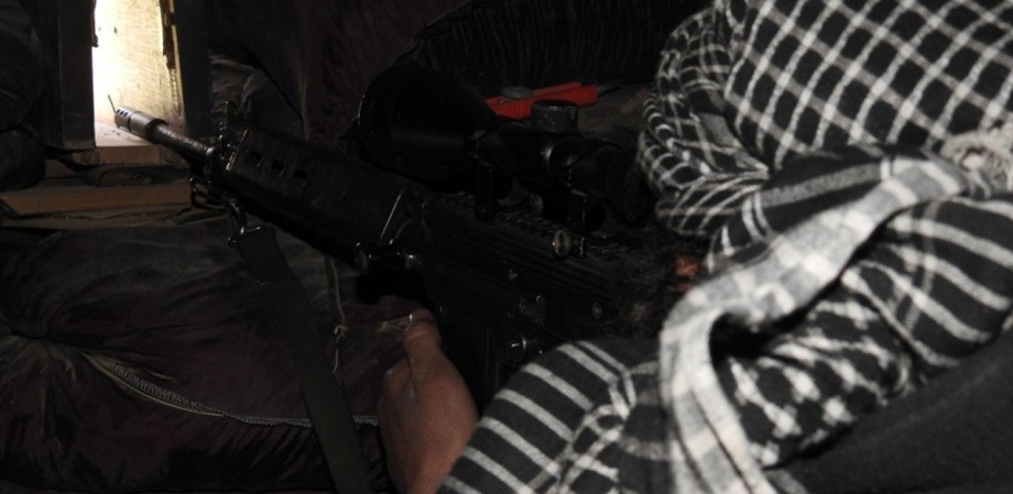 داعش ينصب كاميرات مراقبة ومفارز أمنية لمراقبة الأهالي في مخيم اليرموك