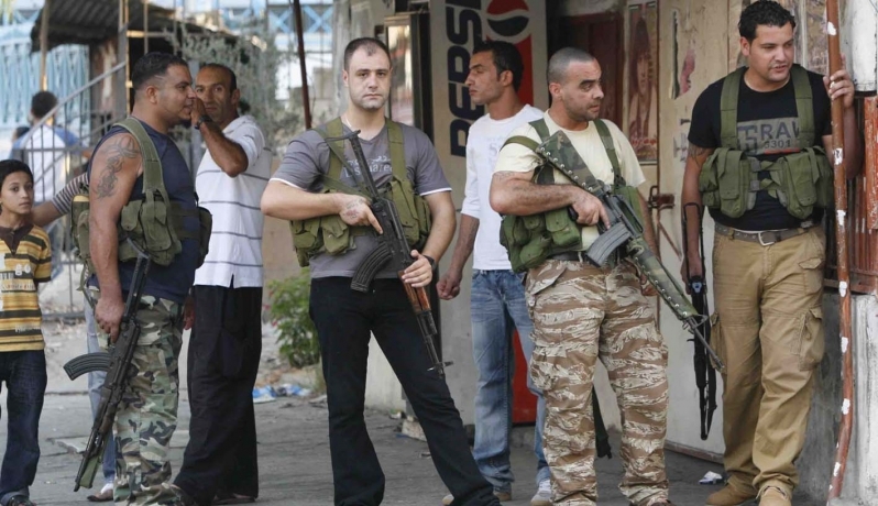 فوضى السلاح والفلتان الأمني يزيدان من معاناة فلسطينيي سورية في لبنان