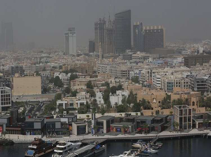 الإمارات تبدأ بمنح تأشيرات سياحية للسوريين ومن في حكمهم "فلسطينيو سوريا"