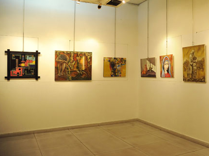 32  فنانا فلسطينياً يشاركون بمعرض فني في ثقافي أبو رمانة بدمشق