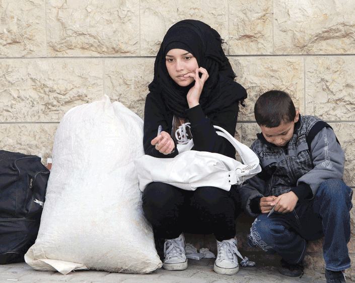 كورونا ورمضان يكشفان واقعاً مريراً للاجئي فلسطين داخل سورية وخارجها