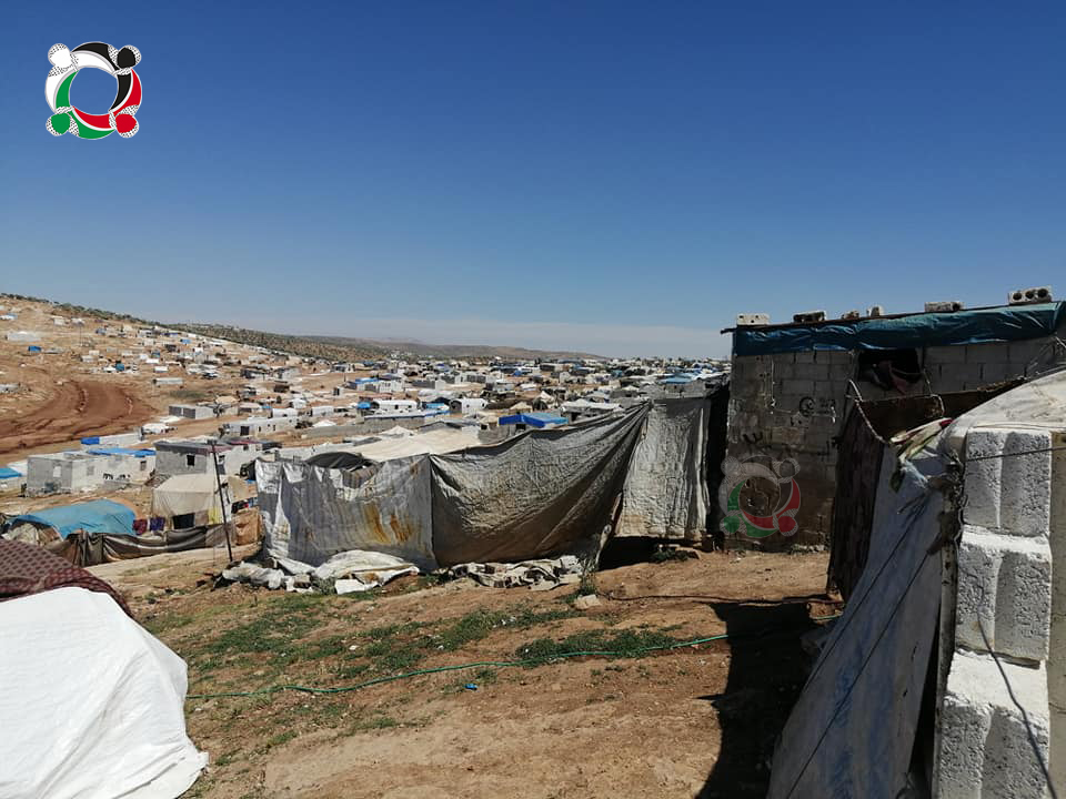 أوضاع سيئة يعيشها الفلسطينيون بمخيم الجزيرة في ريف إدلب 