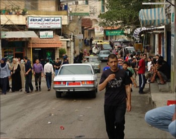 غلاء الأسعار وكورنا معاناة يومية للفلسطينيين السوريين في لبنان 