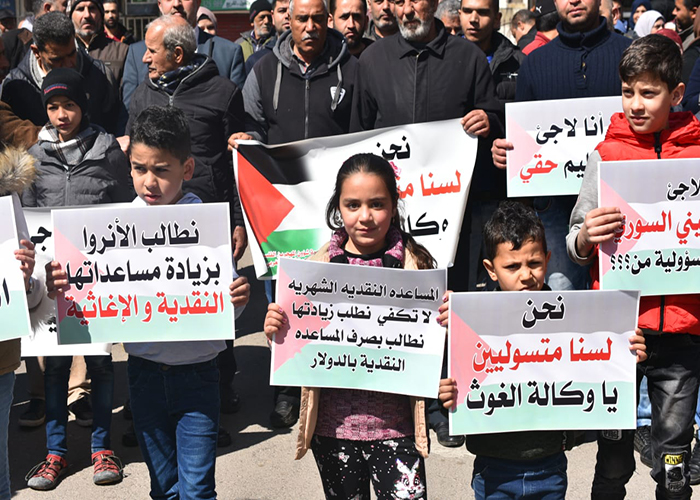 تقرير حقوقي يرصد أوضاع فلسطينيي سورية في لبنان خلال عام 2020