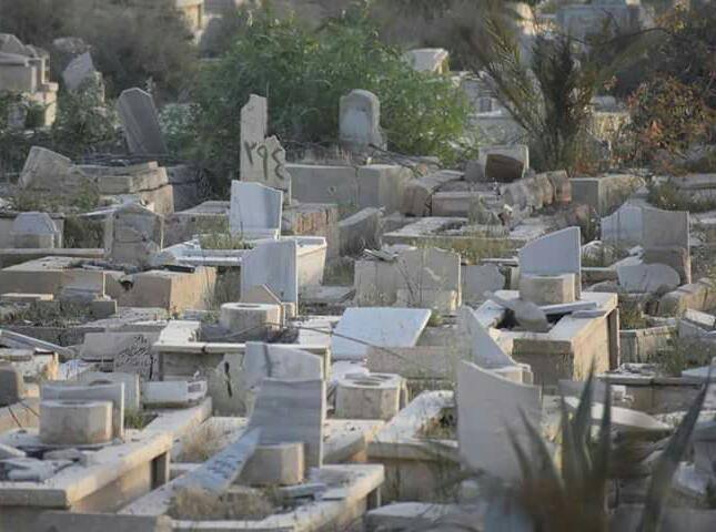 شاهد: ورشة أمنية حول مقبرة الشهداء في مخيم اليرموك! فما القصة؟