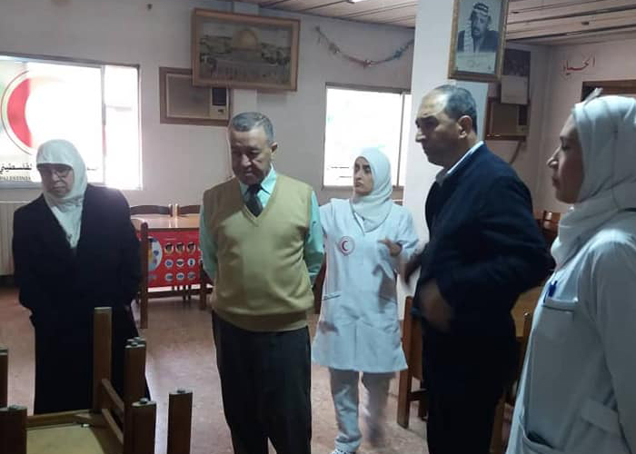 مخيم العائدين حمص.. مدير الهلال الأحمر الفلسطيني يزور مشفى بيسان 