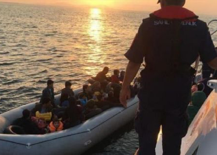   إنقاذ 231 مهاجراً أعادتهم اليونان قسراً إلى المياه الإقليمية التركية 