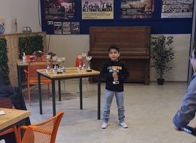 طفل فلسطيني يحرز المركز الثالث ببطولة الشطرنج في هولندا
