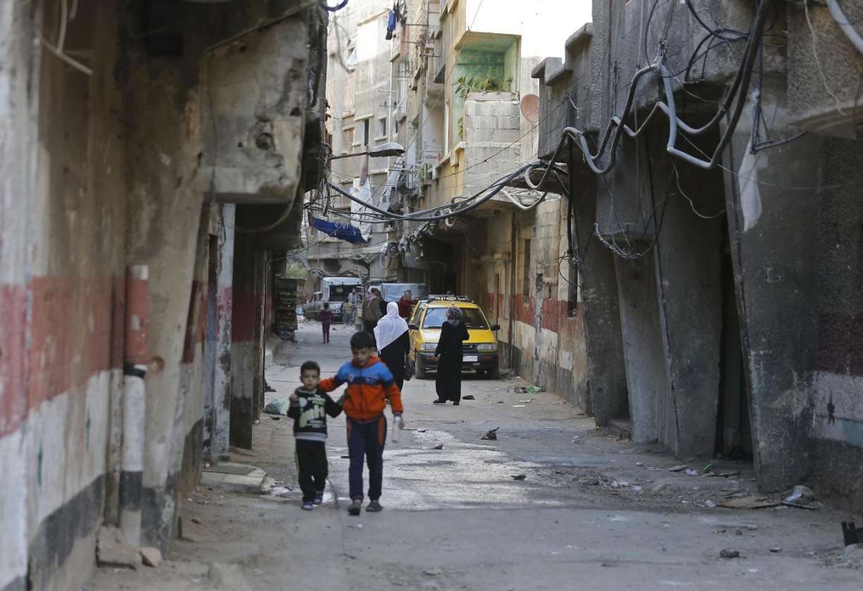 سوء البنى التحتية يتسبب بوفاة فلسطيني في مخيم اليرموك