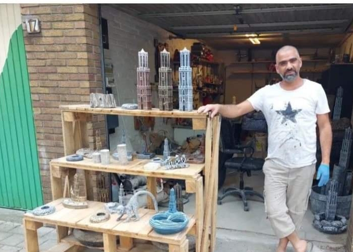 فلسطيني سوري يبدع بالنحت والأعمال اليدوية في هولندا