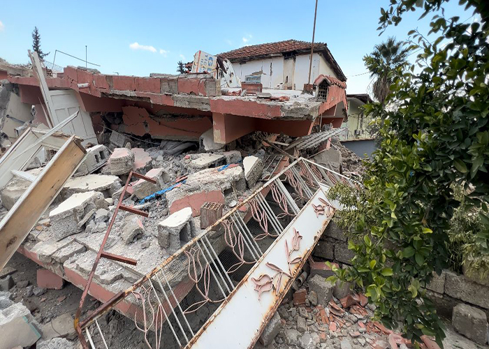شاهد: كاميرا مجموعة العمل ترصد حجم الدمار في مدينة أنطاكيا نتيجة الزلزال