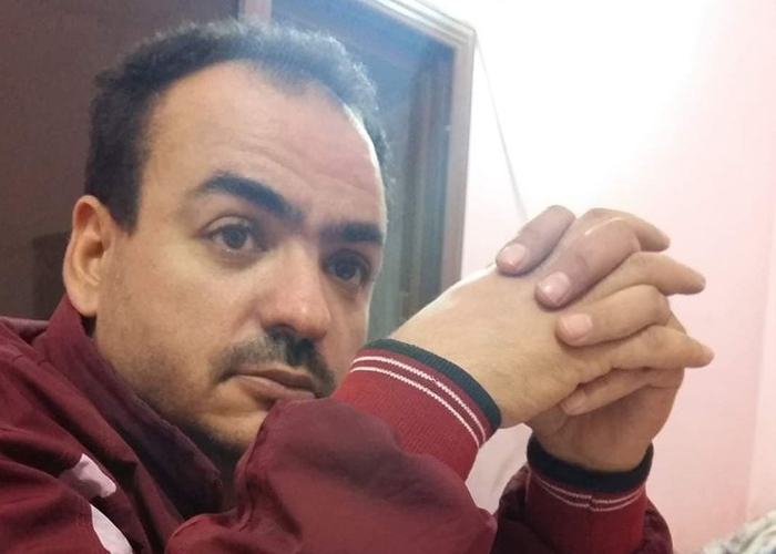 تعرض طبيب فلسطيني للطعن على أيدي مجهولين في مخيم النيرب