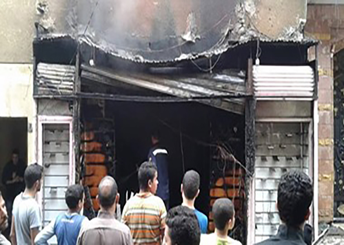 نشوب حريق بمحل تجاري في مخيم الحسينية 