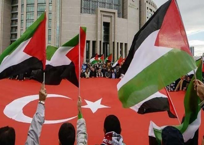 الفلسطينيون السوريون بتركيا.. عيدنا بلا نكهة ولا طعم 