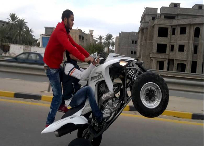 دراجات الموت تثير الهلع في مخيّم النيرب.. ومطالبات بردع حقيقي
