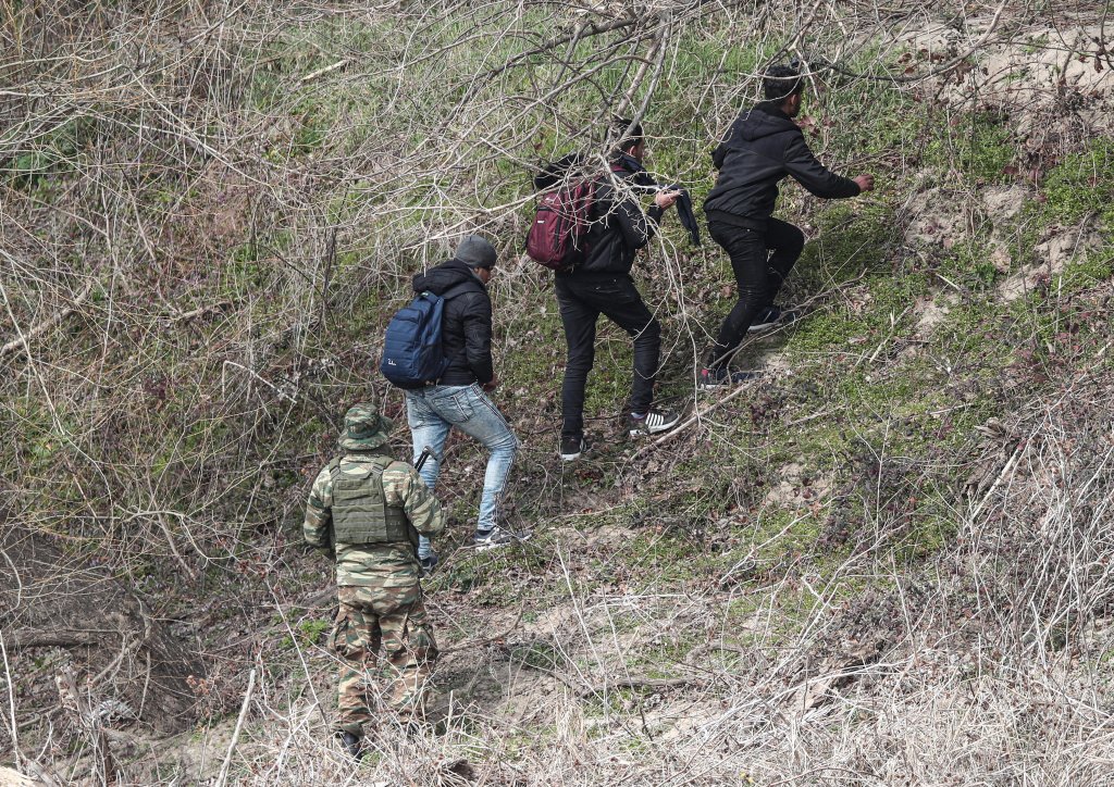 بعد تسجيل عدة حالات وفاة. تحذيرات للاجئين من سلوك طريق بلغاريا نحو صربيا