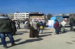 قافلة المرحمة تؤجل توزيع مساعداتها لأبناء مخيم اليرموك 