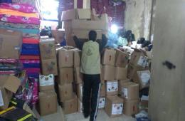 لجنة فلسطينيو سورية في لبنان توزع بعض المساعدات على اللاجئين في مخيم البداوي