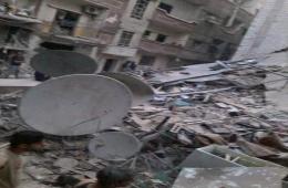 	حملة لإزالة ركام المباني المدمرة في مخيم اليرموك.. وتجدد القصف والاشتباكات فيه  