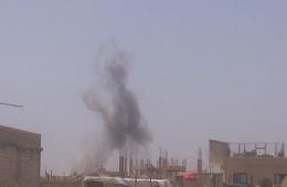إلقاء 3 براميل متفجرة ليل أمس وقصف بالصواريخ في محيط مخيم خان الشيح 