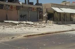 قصف بالبراميل يستهدف محيط مخيم خان الشيح قبيل آذان المغرب 