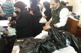 سقوط قذائف هاون على مخيم اليرموك يوم أمس وتوزيع حصص الأضاحي على نازحي المخيم في الزاهرة