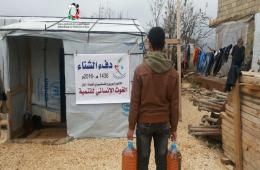 توزيع مادة المازوت على فلسطينيي سورية المهجرين بمنطقة البقاع في لبنان