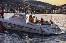غرق 22 مهاجراً وانقاذ ثلاثة بعد غرق قاربهم في بحر إيجة